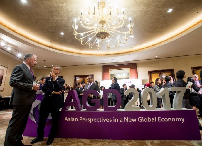 Asian Perspectives in a New Global Economy
